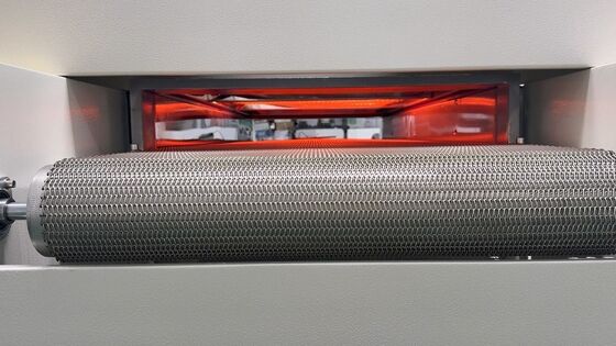 Forneau de durcissement IR industriel avec 6 zones de chauffage 280°C Température maximale et contrôle PID pour le séchage adhésif des revêtements de peinture